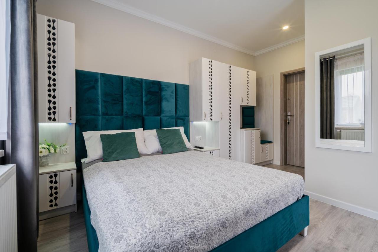 Pokoje Goscinne I Apartamenty Margaret Kudowa-Zdroj Bagian luar foto